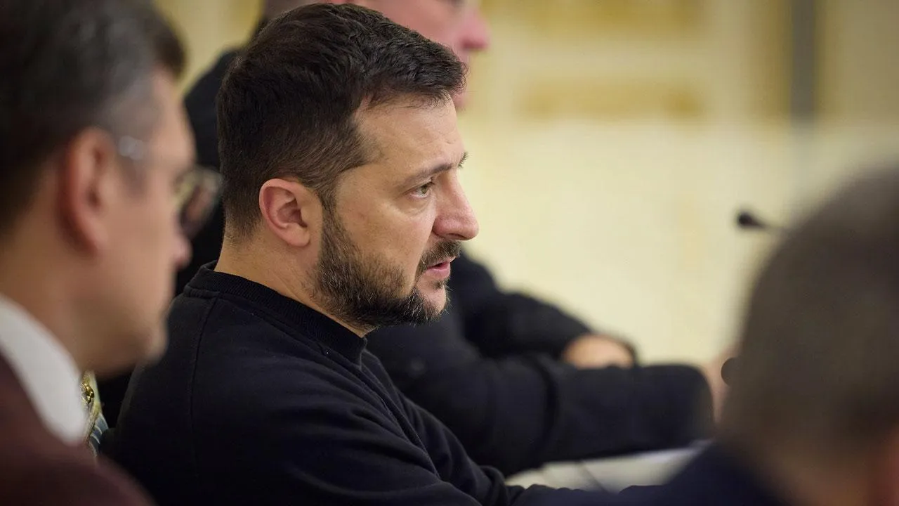 «Военные вместе с народом порвут на части»: Зеленского ждет госпереворот после ареста Залужного