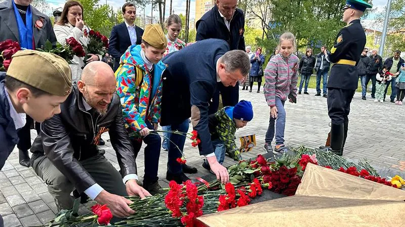 Акция «Цветы Победы» прошла в Одинцово с участием Дмитрия Голубкова