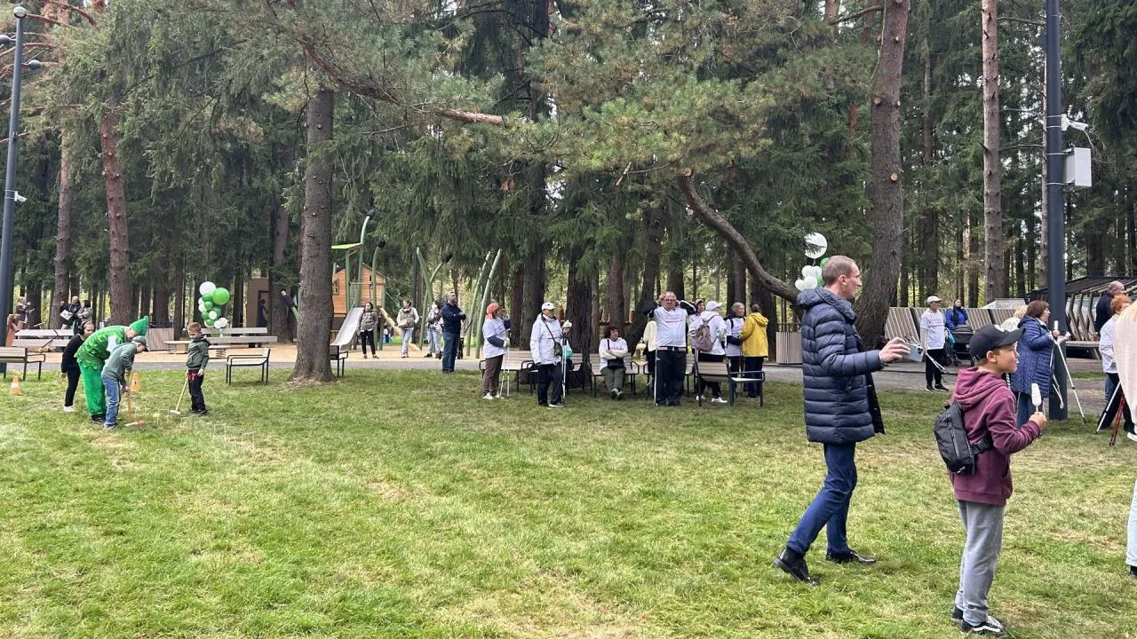 Число посетителей парков и лесопарков Подмосковья за неделю превысило 430 тысяч человек