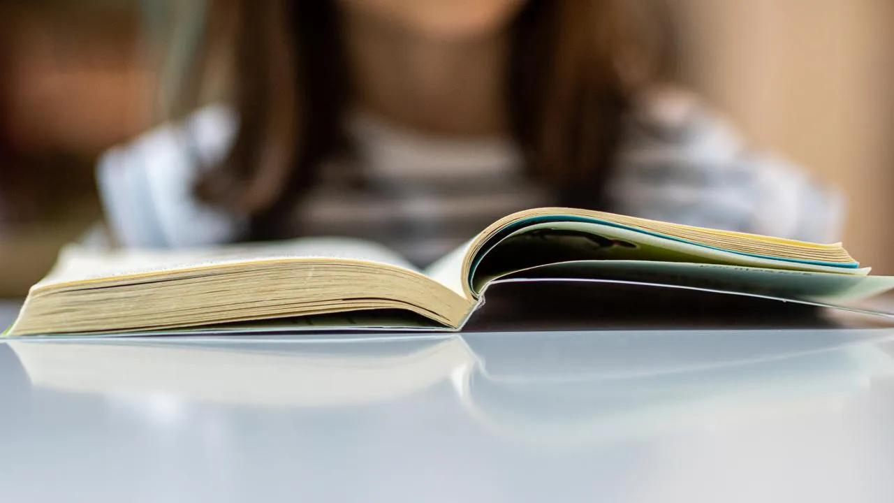 istockphoto.com/fikretozk