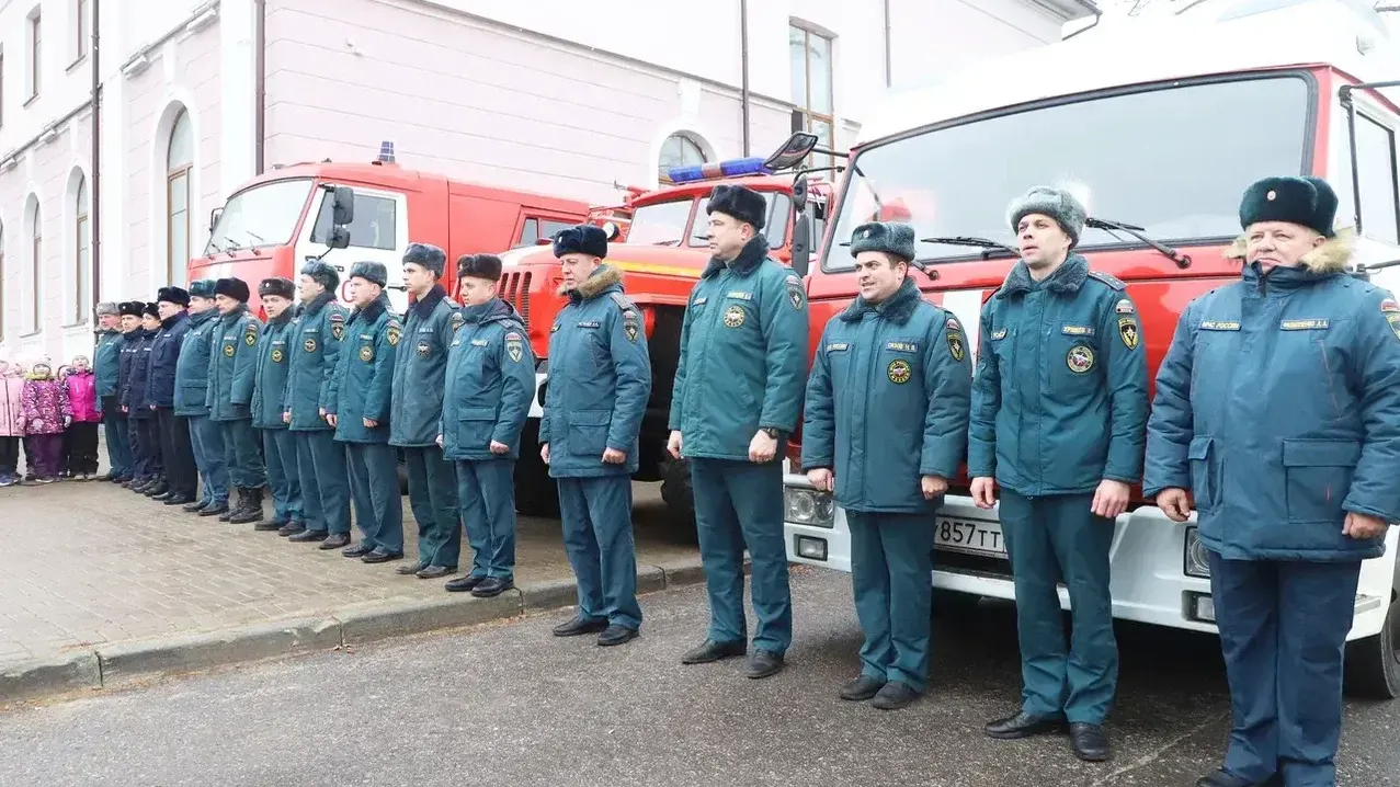 В подмосковном Рошале появился мемориал в честь пожарного, погибшего при спасении товарища