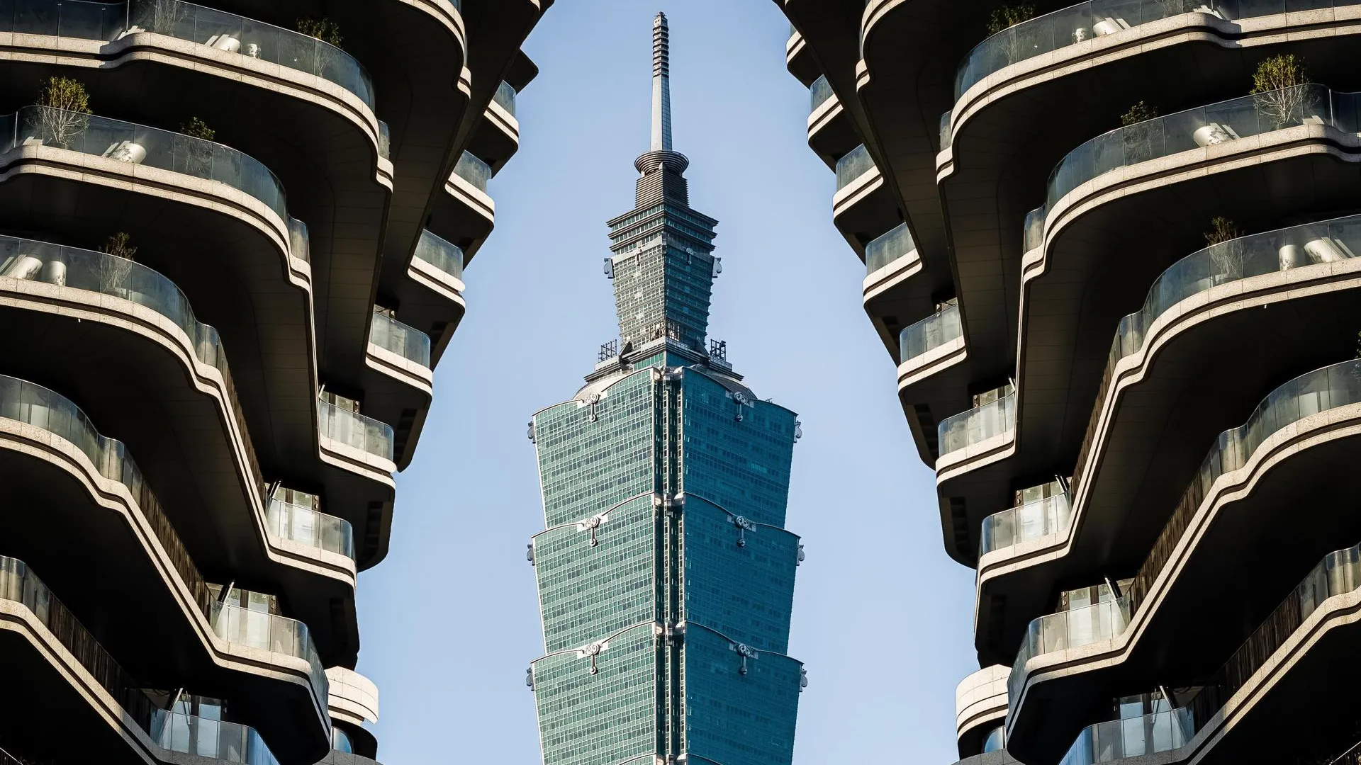 Luca Renner/http://imagebroker.com/#/search/