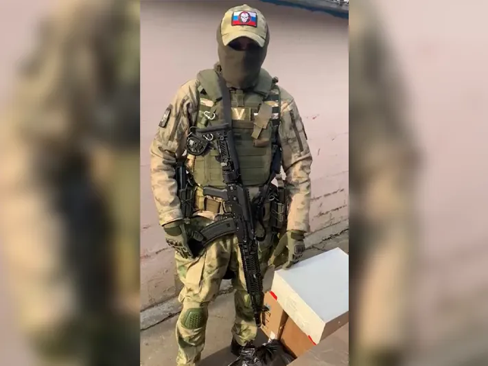 «Стыдно было смотреть в глаза солдатам»: волонтер объяснил, почему ушел добровольцем на фронт