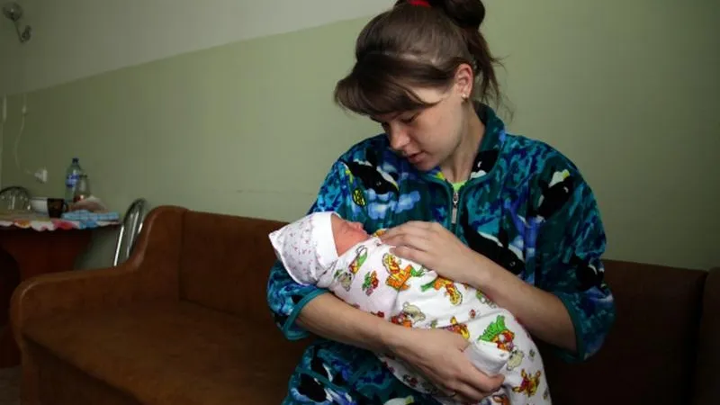 Уже 20 тыс подмосковных семей получили пособия при рождении детей в 2016 г