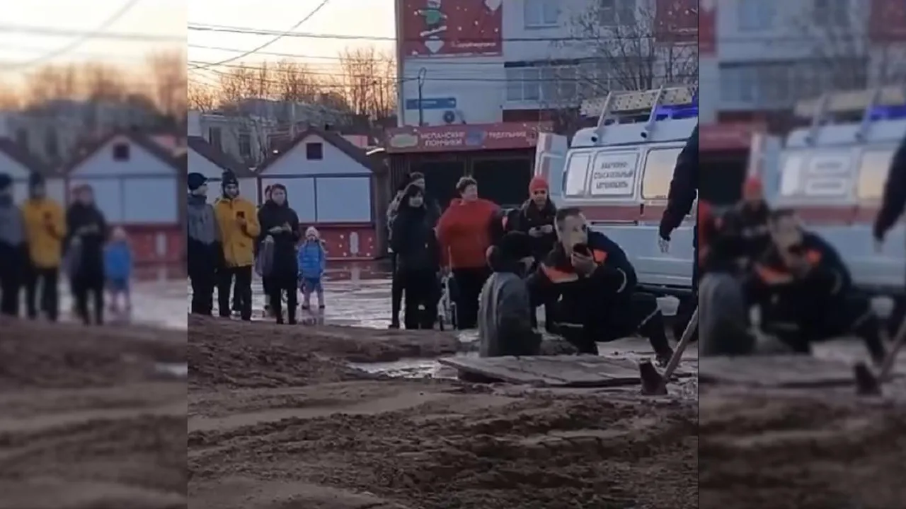 Стали известны подробности спасения застрявших в трясине детей в Подмосковье