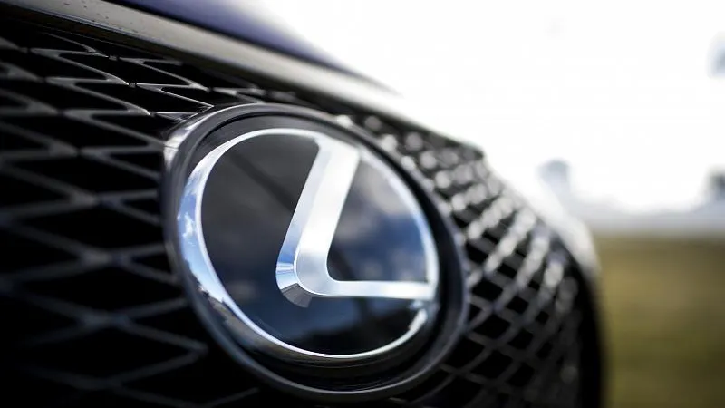 Дорогостоящий Lexus угнали под Солнечногорском 