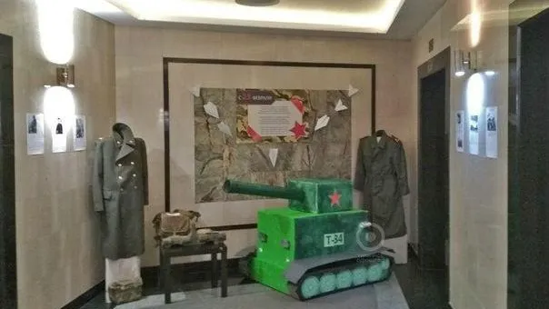 Танк в подъезде дома поставили жители Одинцова