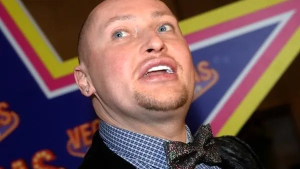 Певец Шура опозорился на шоу «Бар в большом городе»