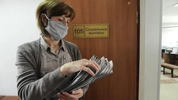 Семьдесят четыре тысячи заявлений на получение выплат по безработице подали в Подмосковье с апреля