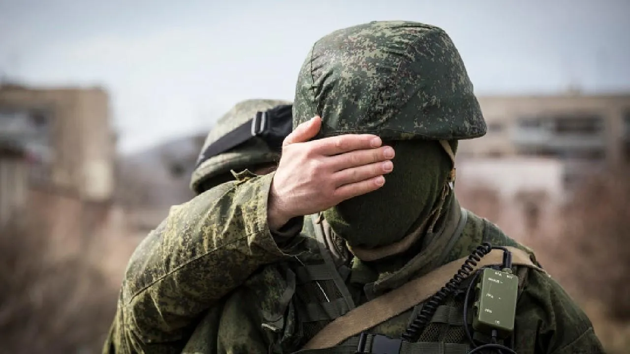 Офицер ВС России, попав в окружение ВСУ, трижды вызывал огонь на себя