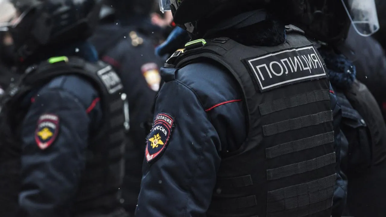В Благовещенске полицейские задержали мужчину прямо в загсе