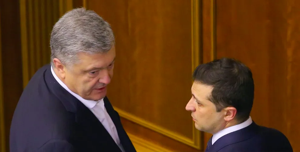 Президент Украины Владимир Зеленский (справа) и экс-президент Украины, депутат Верховной рады Украины Петр Порошенко, 2020 год