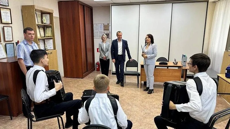 Юные музыканты в Воскресенске получили новые инструменты