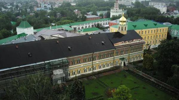 На юбилей в Сергиев Посад могут приехать до 350 тыс паломников