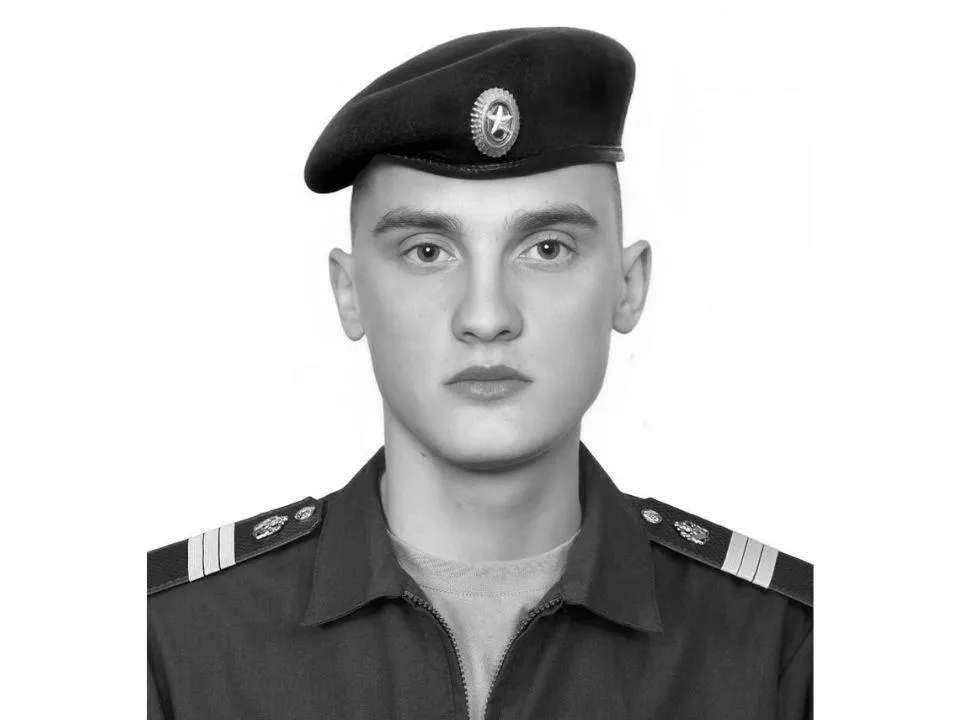 «Мне не рассказывают правду»: матери погибшего бойца СВО не дают установить мемориальную доску