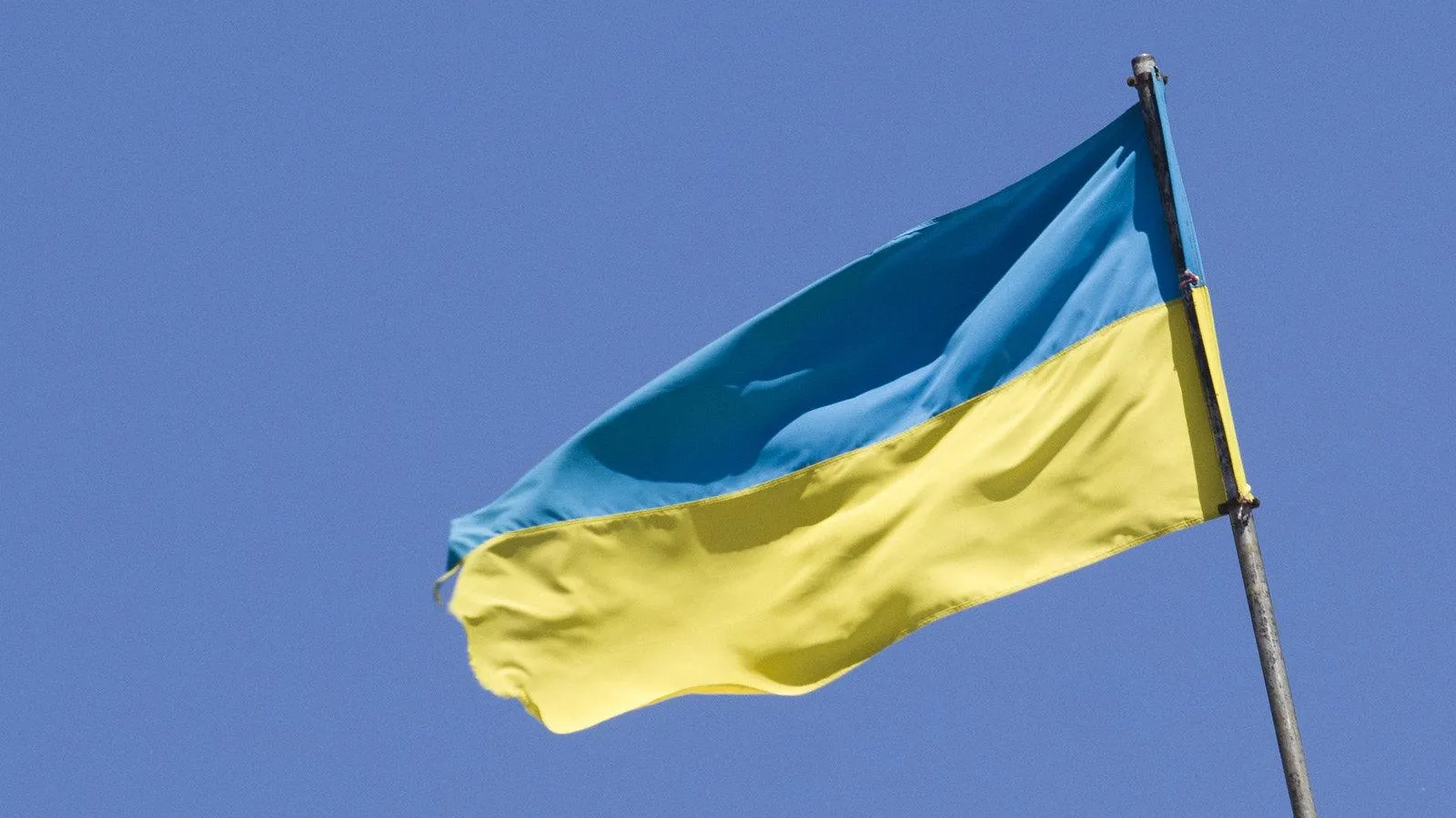 Вэнс и Макрон обсудили общую приверженность к завершению войны на Украине
