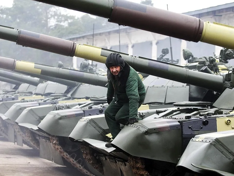 Полковник Фаличев: Армада танков ВСУ может попытаться прорваться в Крым
