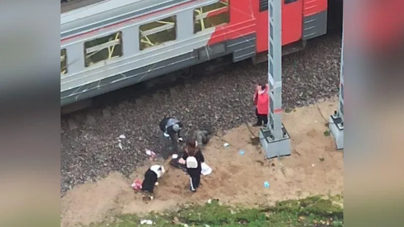 Пьяный мужчина попал под электричку в Балашихе