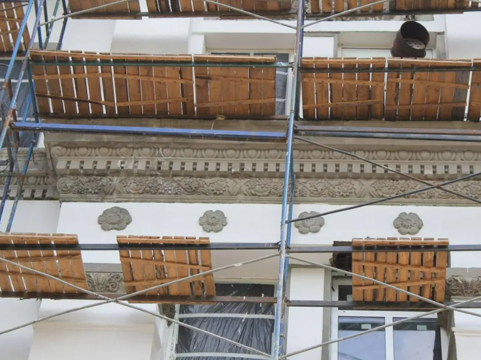 Строители сохранят исторический облик школы №8