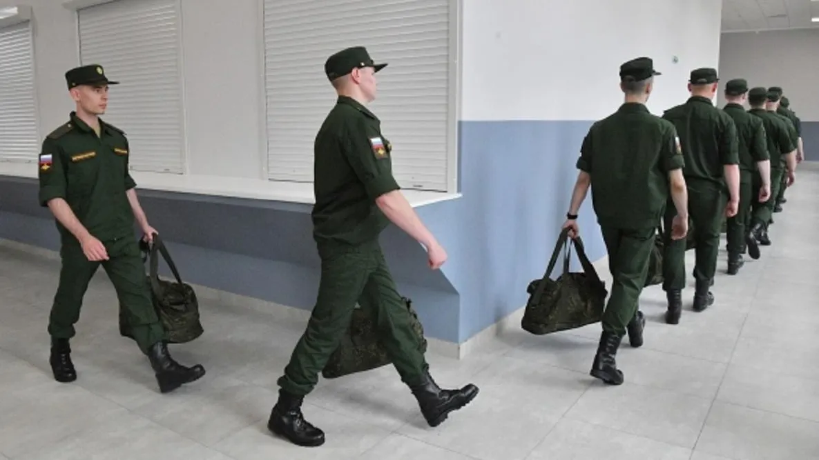 Госдума может рассмотреть законопроект о повышении призывного возраста на следующей неделе