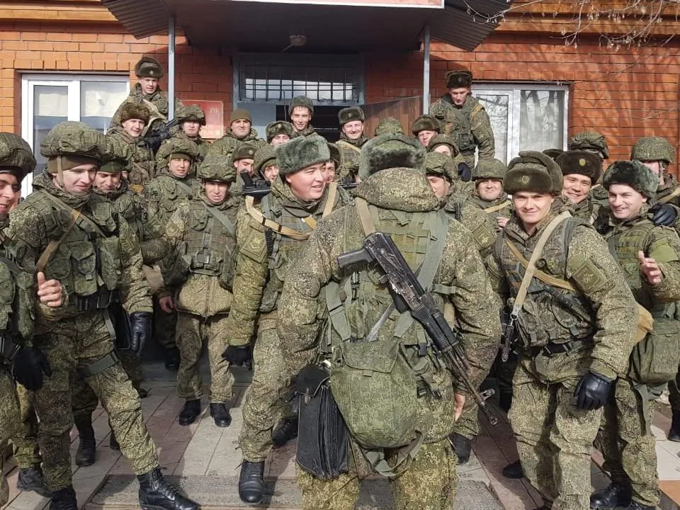 «Из батальона выжили двое»: ВСУ обстреляли расположение российских солдат из-за досадной ошибки