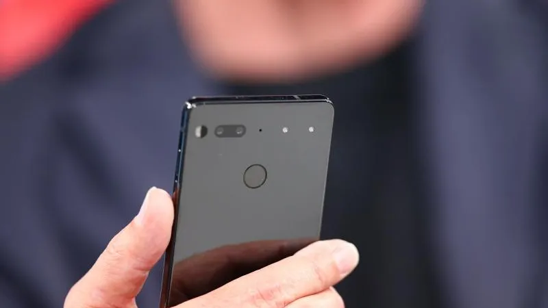 Создатели ОС Android показали новый модульный смартфон
