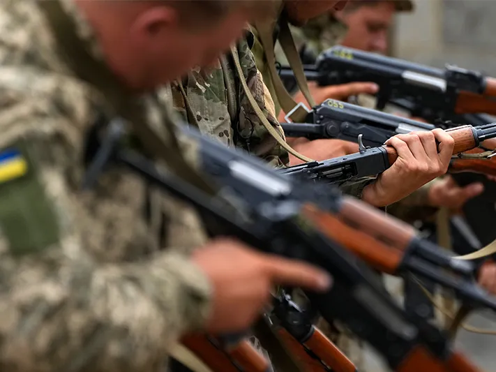 «Начинают выскребать инвалидов из военкоматов» — полковник в отставке о кадровых проблемах ВСУ