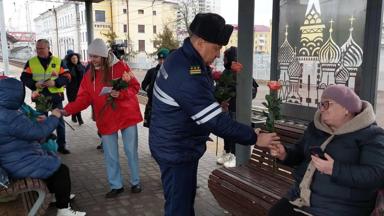 На железнодорожных станциях Подмосковья началась акция «Сохрани себе жизнь»