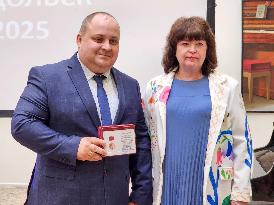 На премьере наградили врачей, работавших в пандемию. Фото: Мария Андрюхина