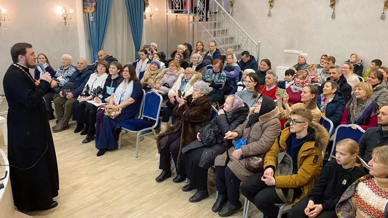 Фото: Троицкий храм города Пушкино