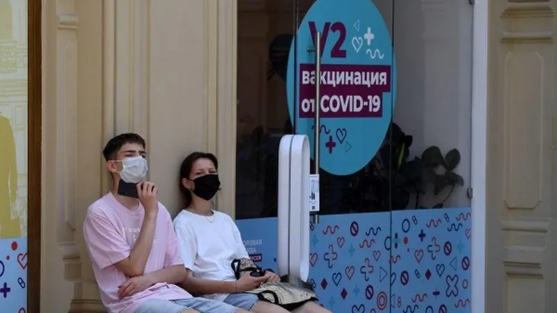 Воробьев поблагодарил жителей за активную вакцинацию