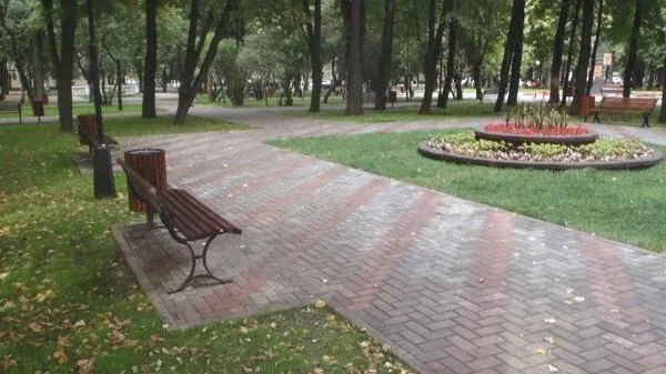 Сквер в Химках открылся после реконструкции