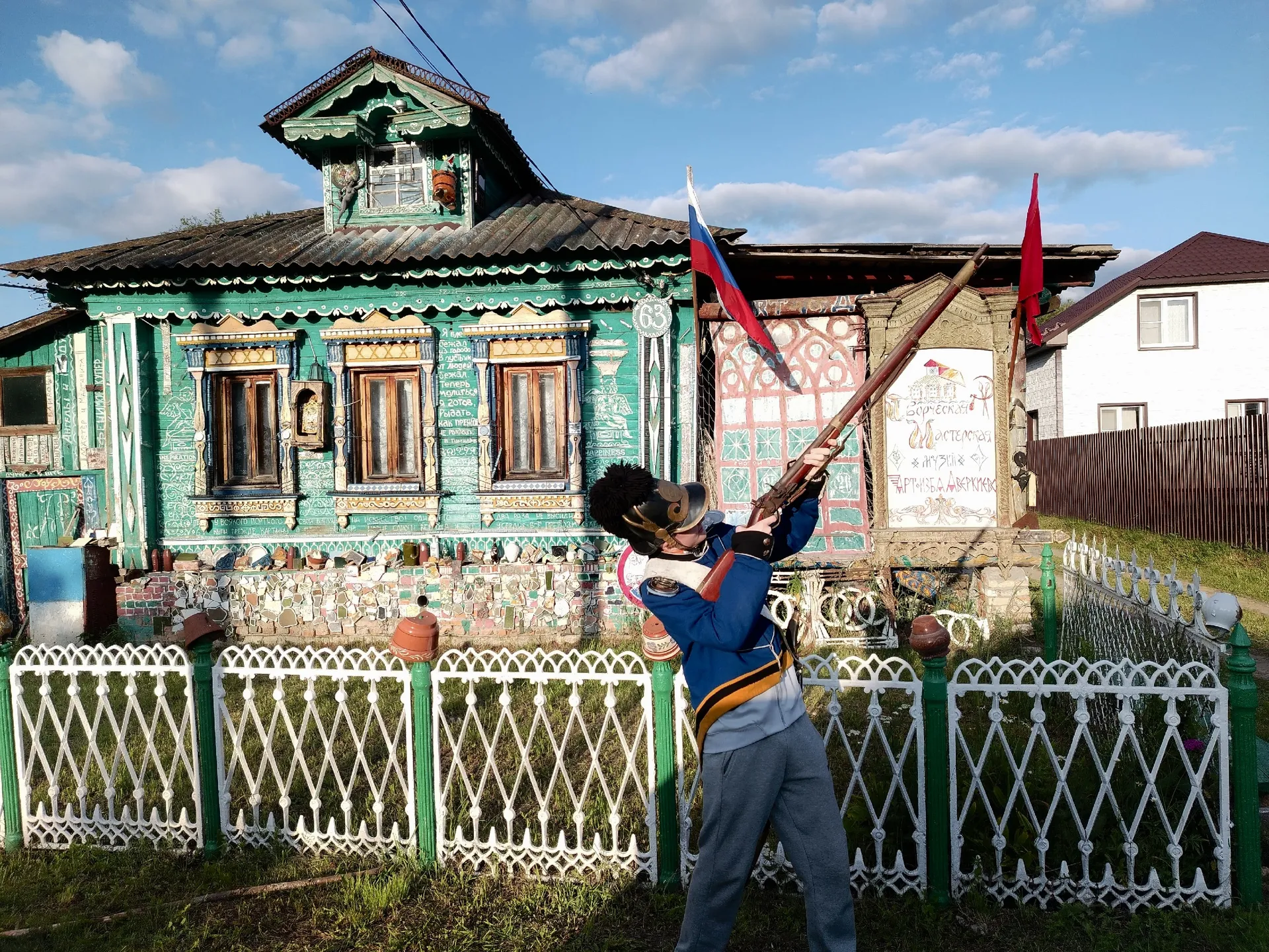 Одна из достопримечательностей Павловского Посада снаружи. Фото: «Арт-Изба Аверкиево»