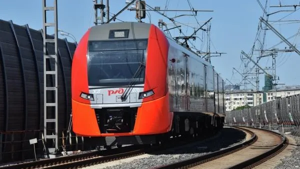 Две электрички частично отменили на Курском направлении МЖД