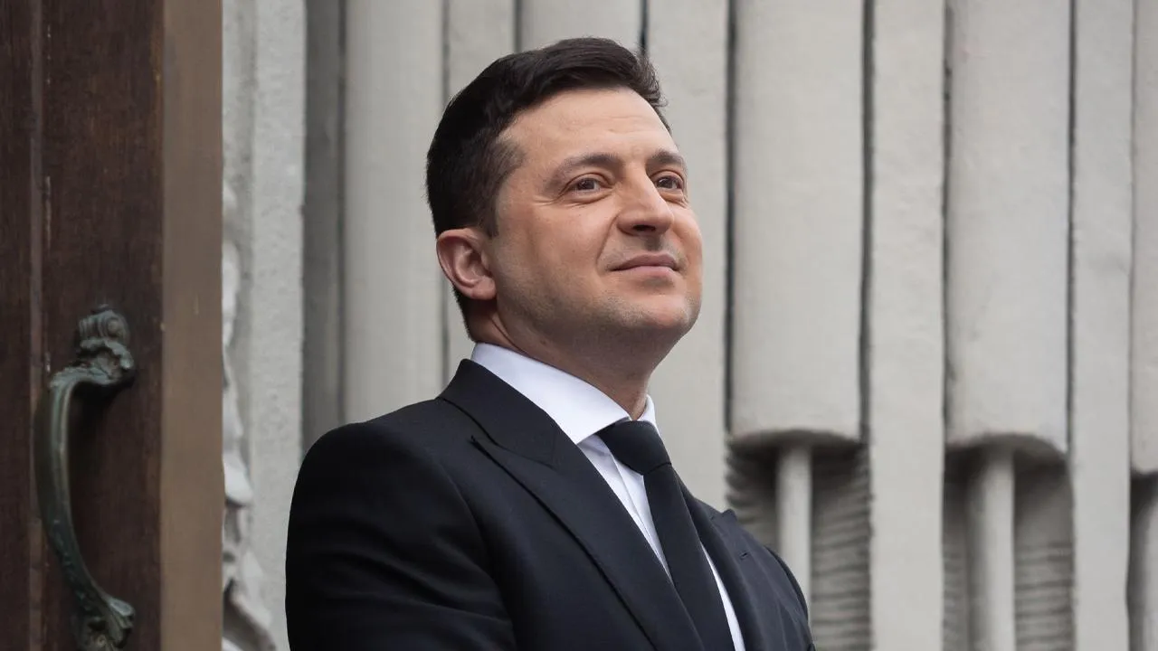 «Ему нужно больше оружия»: Зеленский обратился с очередным требованием к Трампу в Ватикане — получит ли Киев желаемое