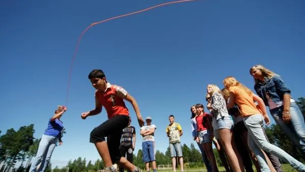 К летнему сезону в Подмосковье подготовили более 1100 детских лагерей