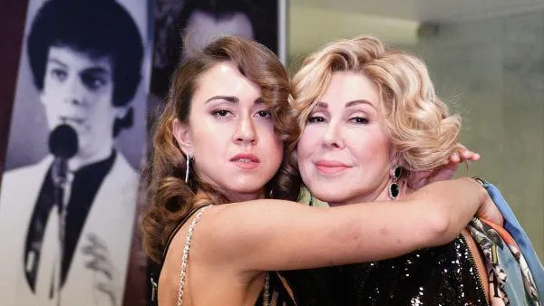 Успенская отвезла дочь в Армению, чтобы ей сделали пластическую операцию