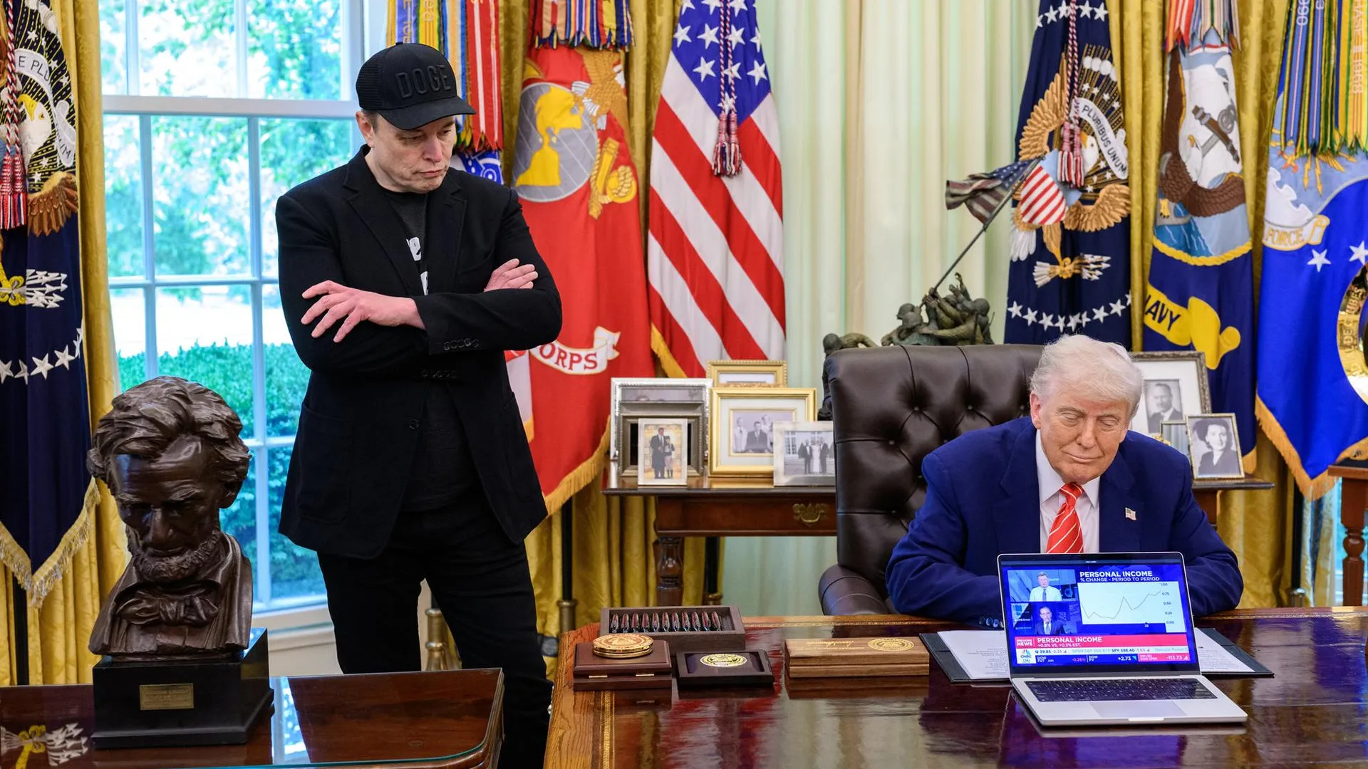 Маск поддержал идею импичмента Трампу и призвал заменить его Вэнсом