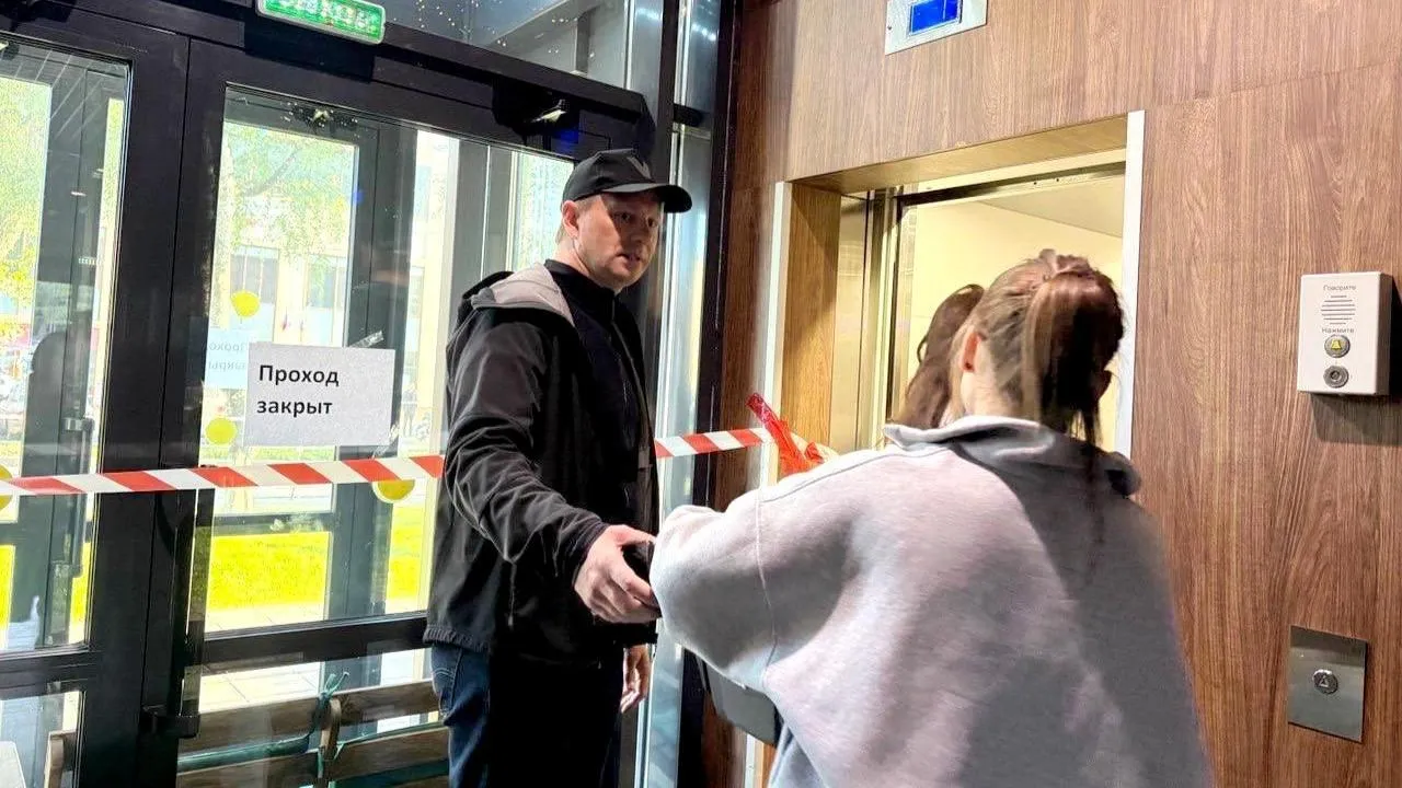 В Красногорске жильцы дома, пострадавшего из-за атаки БПЛА, вернулись в свои квартиры