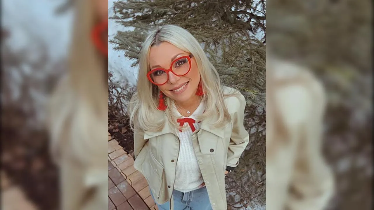 Ирина Салтыкова показала фигуру в купальнике в свой 60-летний юбилей