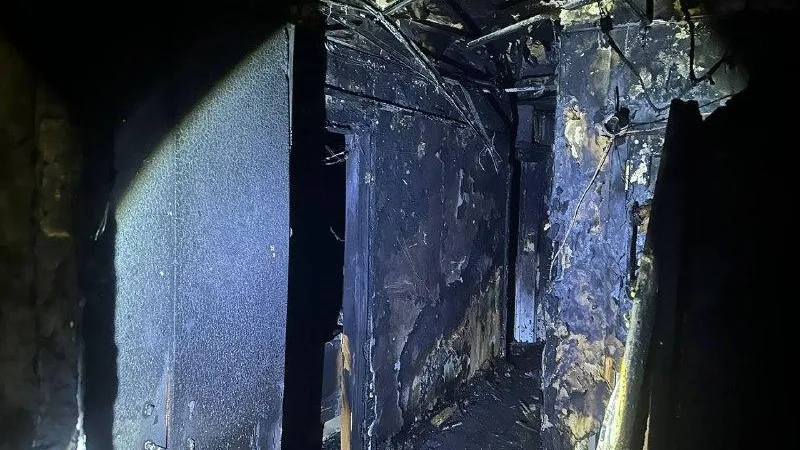 Уголовное дело возбудили в Подмосковье после гибели в пожаре семейной пары и их семилетней внучки