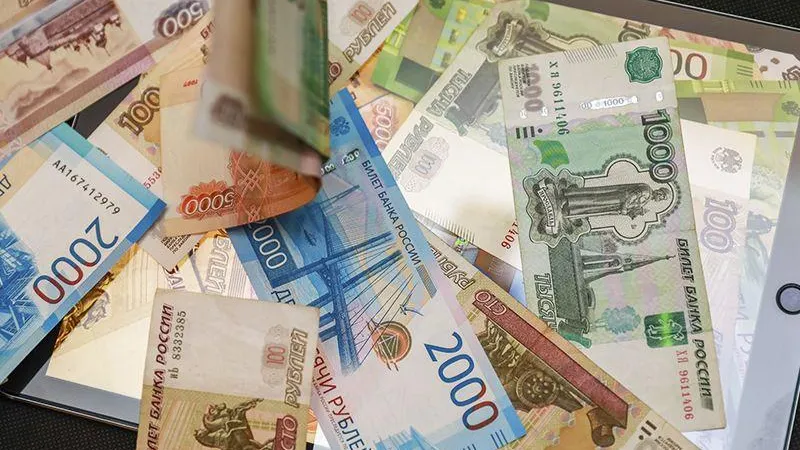 Экономист объяснил, как развивались бумажные деньги в России