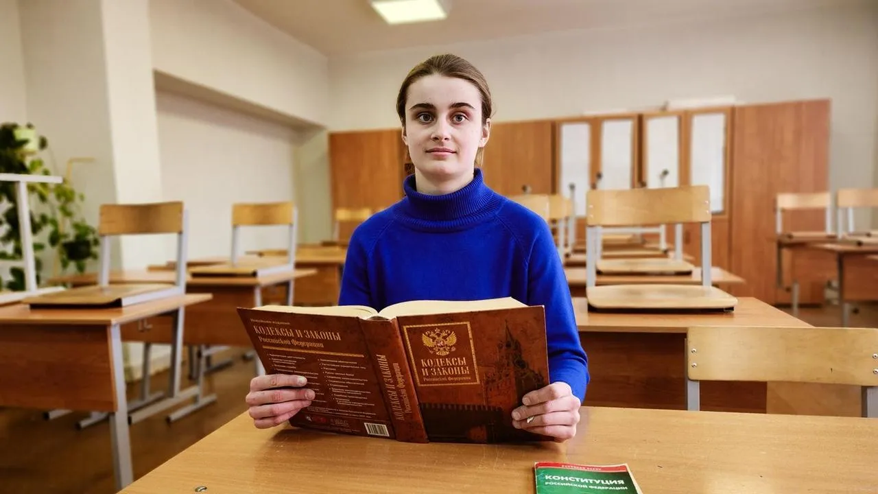 REGIONS/Мария Панина