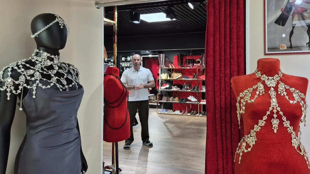 Жемчуг, Бузова и Дубай: секрет успеха дизайнера из Подмосковья, покорившего российских звезд
