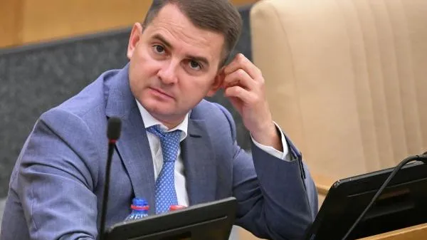 Депутат Нилов подверг критике законопроект об ограничениях на работу мигрантов