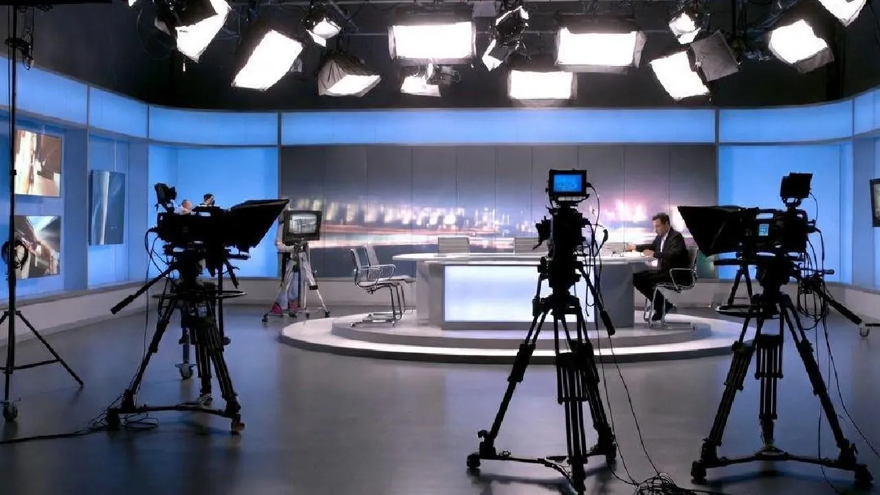 Редактора российского телеканала уволили после видео, где она назвала пассажиров самолета «фаршем»