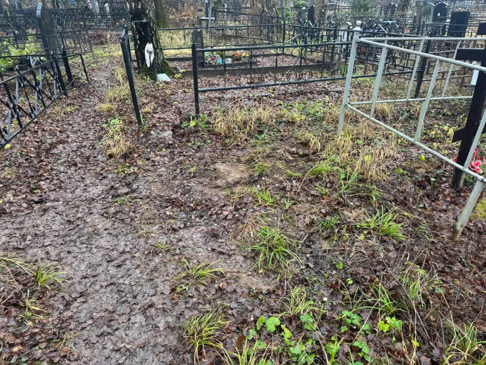 Территорию кладбища уже очистили от пугающих предметов. Фото: пресс-служба администрации г.о. Подольск