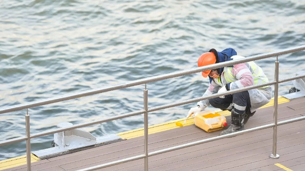 Properm.ru связал старт ремонта причала в Хохловке с критикой пермского блогера