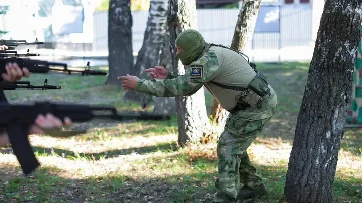 Центр отбора на военную службу по контракту работает в Балашихе