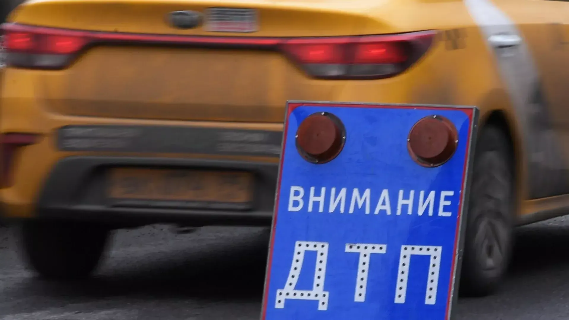 Из-за упрямства молодой автоледи в Приморье в ДТП пострадали шесть человек